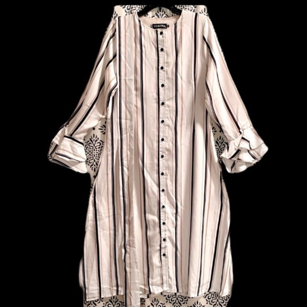 (L) Verona Maddalena Striped Shirt Dress‎